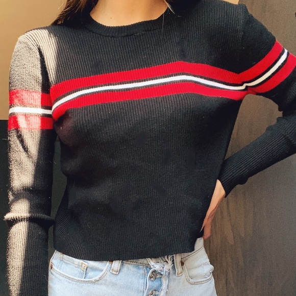 Brandy Melville Sweaters - Brandy Melville Sweater